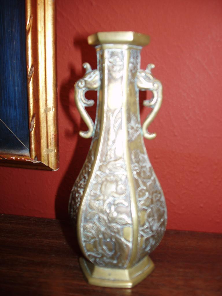 Antique Meiji Period Brass Bud Vase Antique Meiji Period Brass Bud Vase