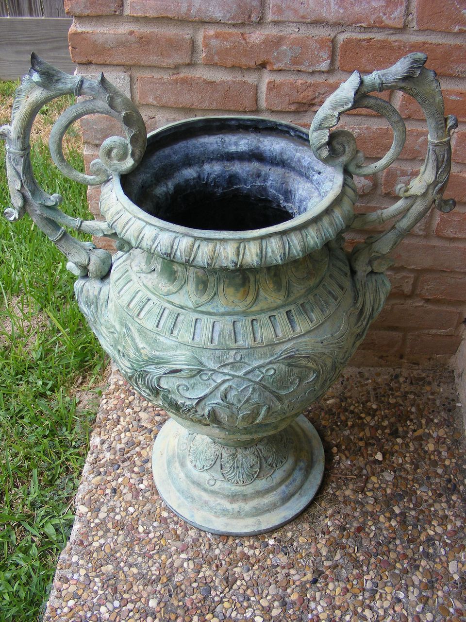 Vintage pair of Patinated Iron Garden Urns - Large - FREE SHIPPING! Vintage pair of Patinated Iron Garden Urns - Large - FREE SHIPPING!