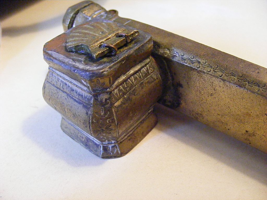 Antique Bronze Turkish / Ottoman Traveling Quill Holder Antique Bronze Turkish / Ottoman Traveling Quill Holder