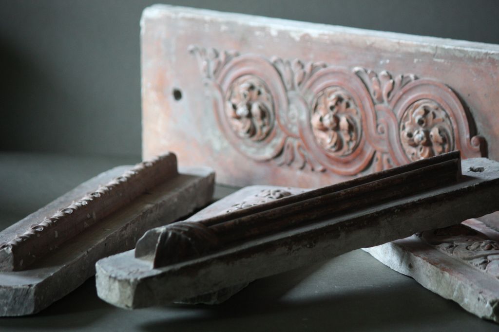 19th Century French Plaster Moulding - Antique Cast Molding 19th Century French Plaster Moulding - Antique Cast Molding
