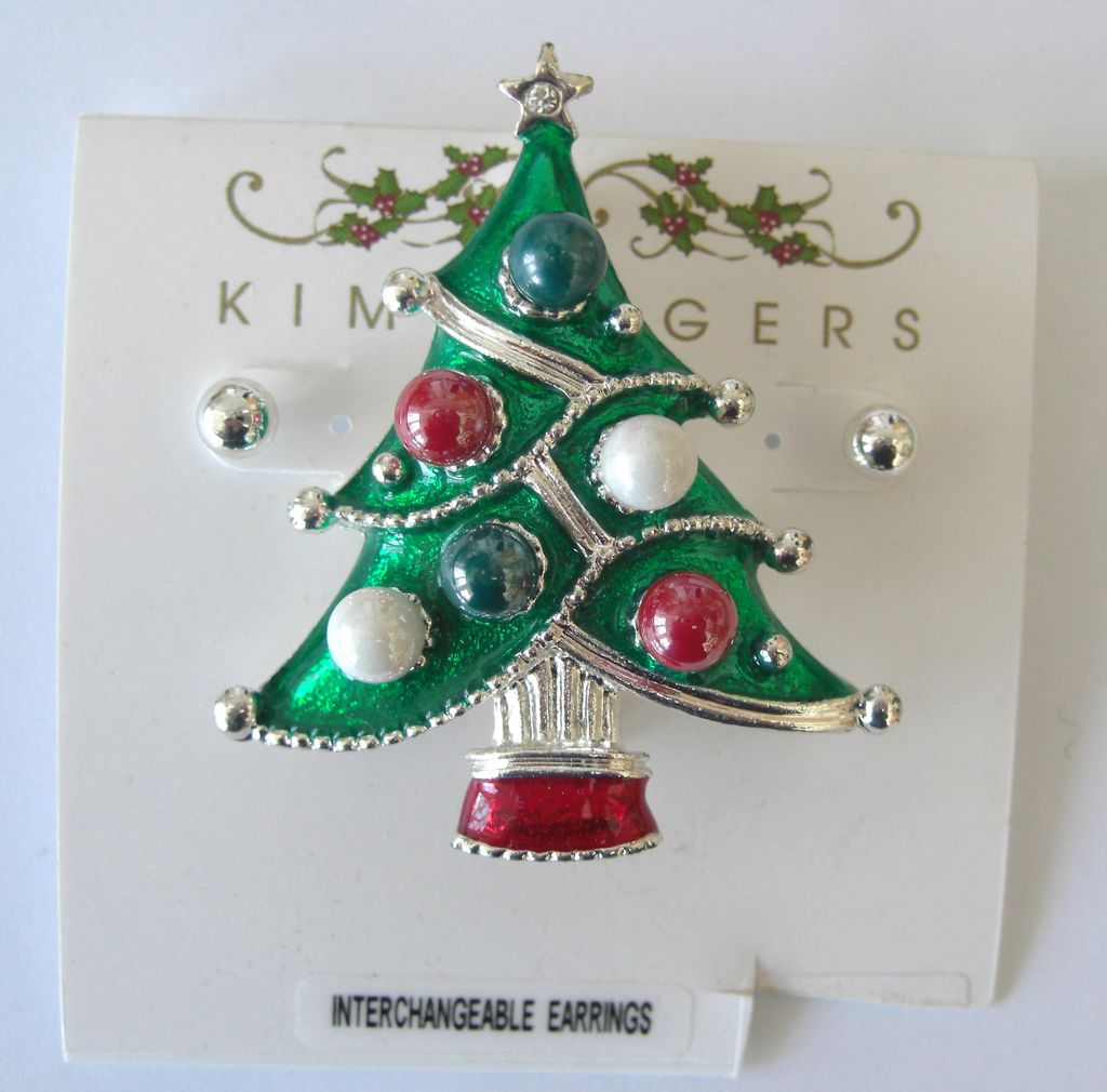 Wonderful "Earring" Christmas Tree Pin Wonderful "Earring" Christmas Tree Pin