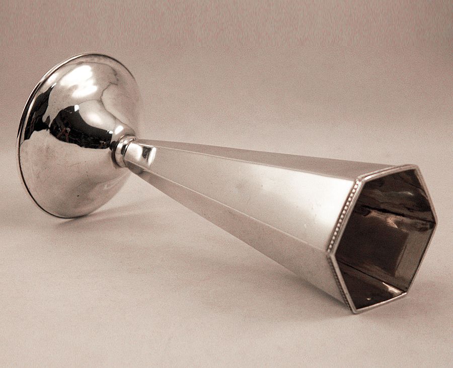 Rare Hirohito Miyamoto Japanese Sterling Silver Vase Gorgeous Rare Hirohito Miyamoto Japanese Sterling Silver Vase Gorgeous