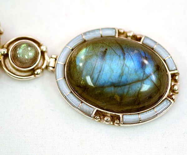 OOAK Davison Luminous Labradorite Necklace with Cabochon Pendant OOAK Davison Luminous Labradorite Necklace with Cabochon Pendant