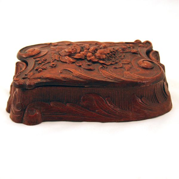 Highly-Collectible Vintage "Syracuse Ornamental Company" Floral Syroco Trinket Box Highly-Collectible Vintage "Syracuse Ornamental Company" Floral Syroco Trinket Box