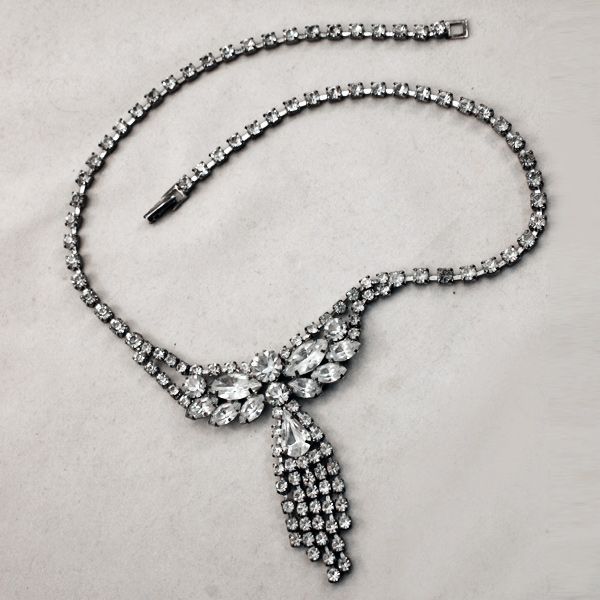 Glitzy Rhinestone Silver-Tone Necklace Glitzy Rhinestone Silver-Tone Necklace