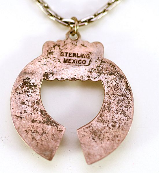Vintage Sterling Silver Mexican Squash Blossom Pendant Necklace Vintage Sterling Silver Mexican Squash Blossom Pendant Necklace