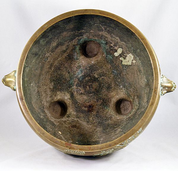 Antique Oriental Brass Heavy and Beautifully Decorated Large Cauldron Antique Oriental Brass Heavy and Beautifully Decorated Large Cauldron