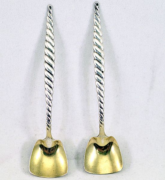ca 1880 Sterling Silver Sugar Shovels "Oval Twist" Whiting Manufacturing Co. ca 1880 Sterling Silver Sugar Shovels "Oval Twist" Whiting Manufacturing Co.