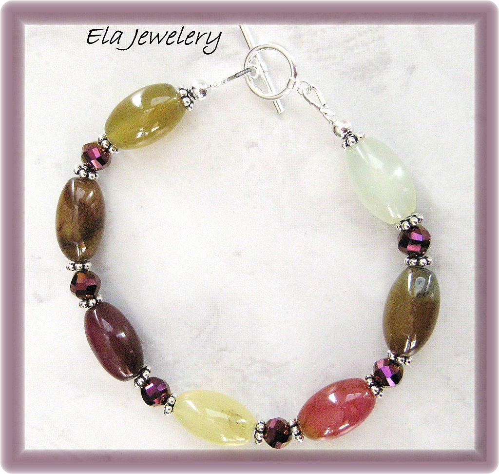Soo Choo Jade and Dark Pink Faceted Glass Beaded Bracelet Soo Choo Jade and Dark Pink Faceted Glass Beaded Bracelet