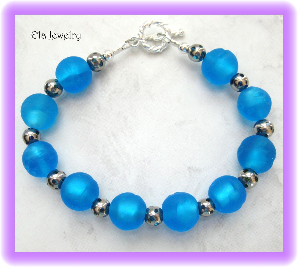 Dark Blue Matte Glass Beaded Bracelet Dark Blue Matte Glass Beaded Bracelet