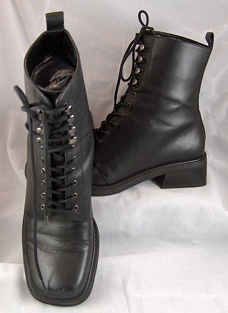 New Anne Klein Lace Up Black Leather Boots - size 9M New Anne Klein Lace Up Black Leather Boots - size 9M