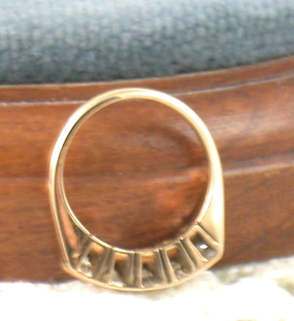 14K Five Diamond Pink Gold Ring 0.70 CT 14K Five Diamond Pink Gold Ring 0.70 CT