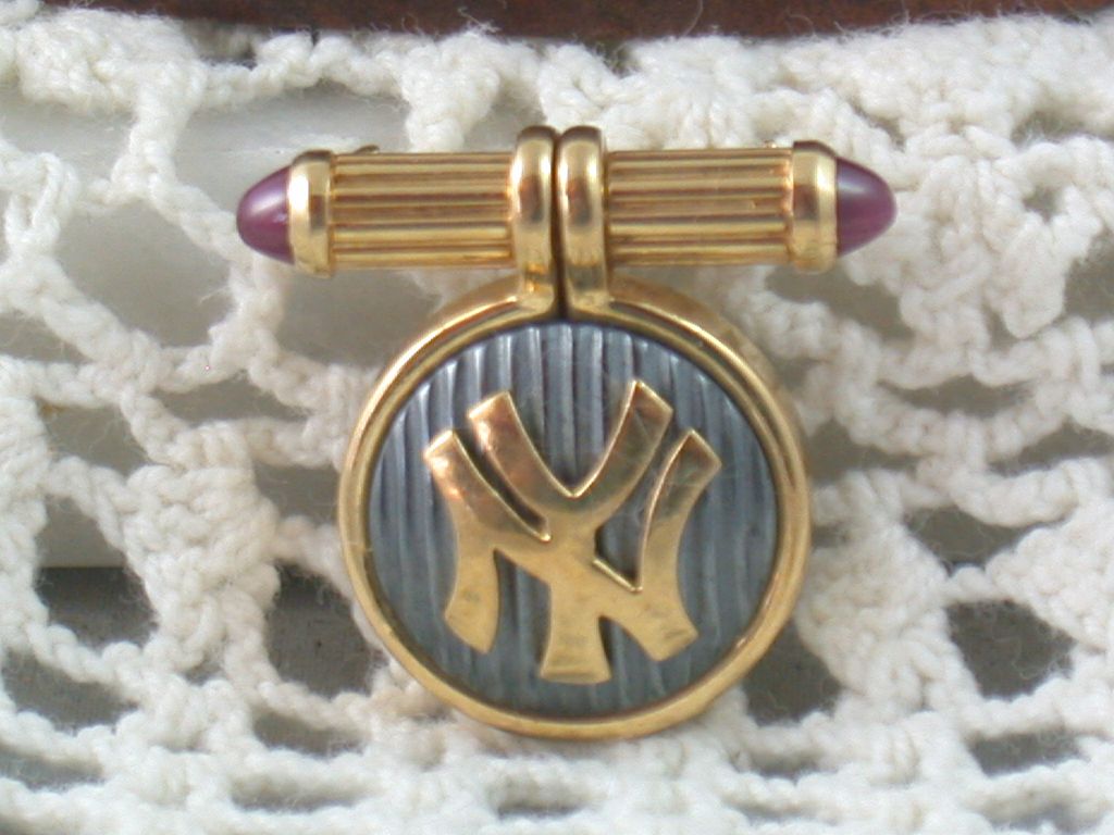 Estate Bulgari New York Yankee Pin Estate Bulgari New York Yankee Pin