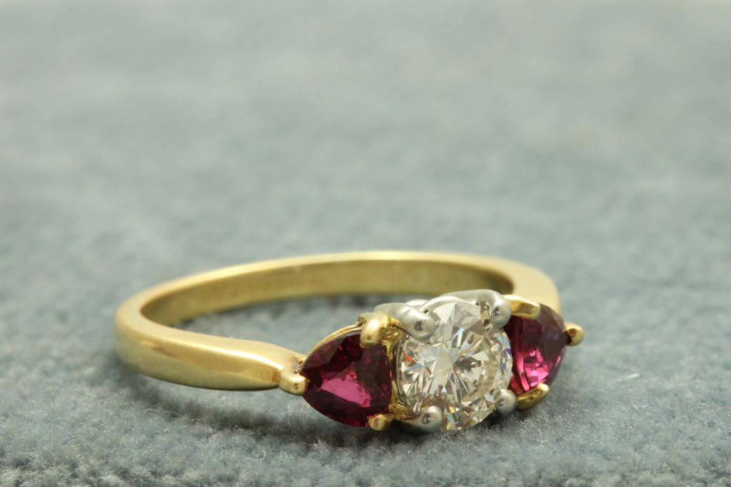 Estate 18K /Platinum 0.65 CT Diamond and Ruby Ring Estate 18K /Platinum 0.65 CT Diamond and Ruby Ring