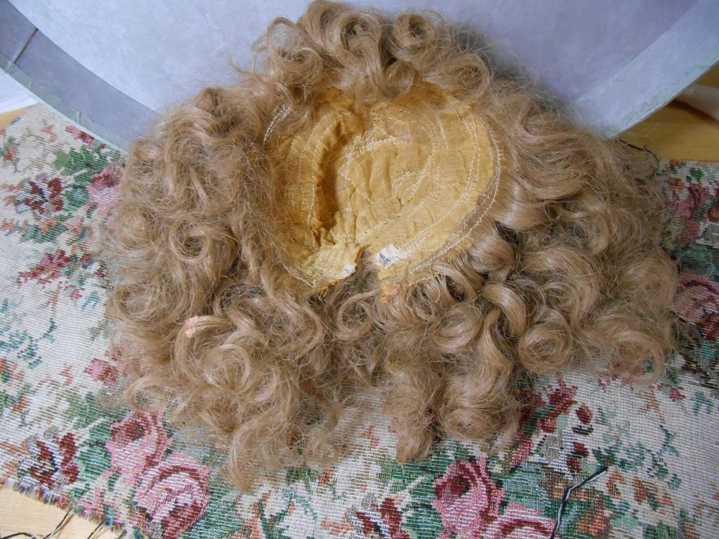Very Full Thick Vintage Doll Wig-size 15 Very Full Thick Vintage Doll Wig-size 15