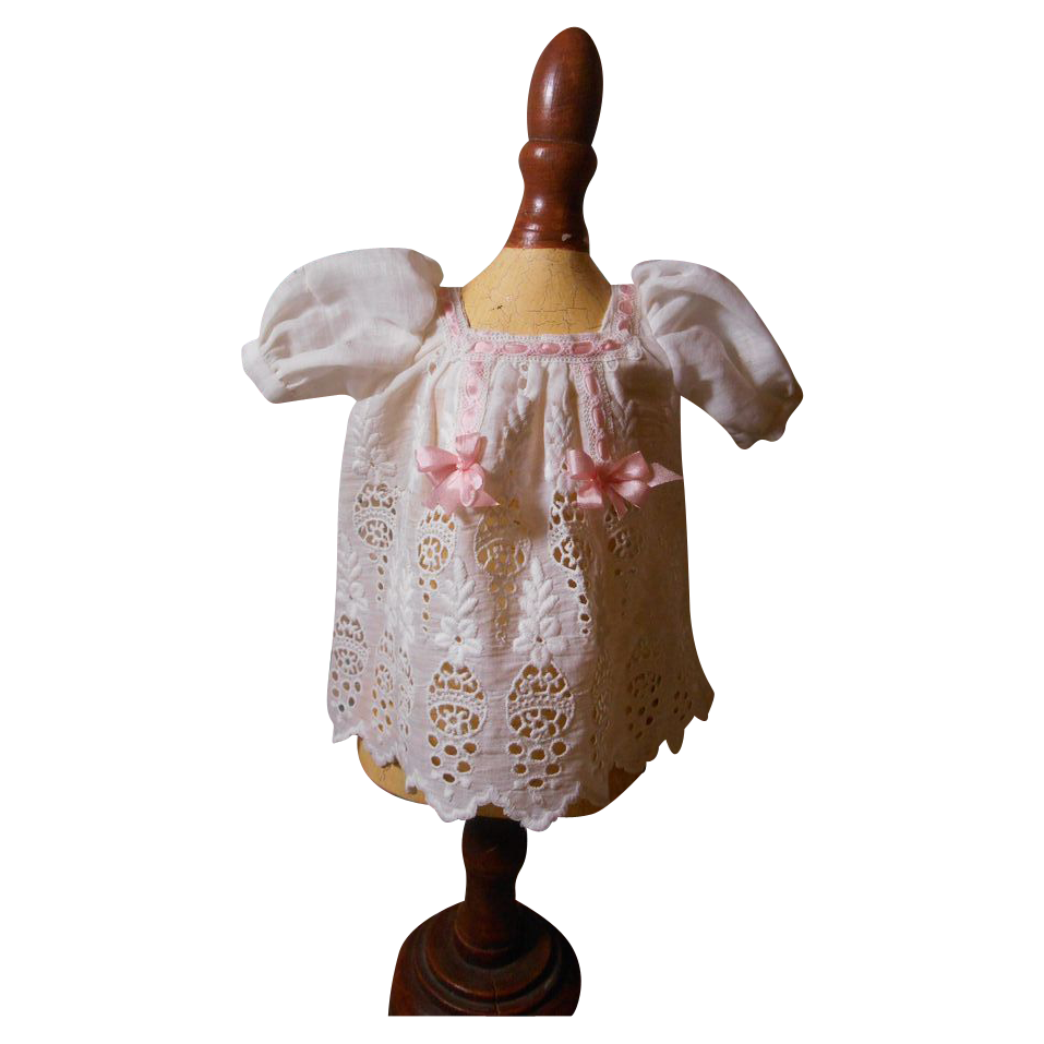 YUMMY Lace Anglaise Doll Dress YUMMY Lace Anglaise Doll Dress