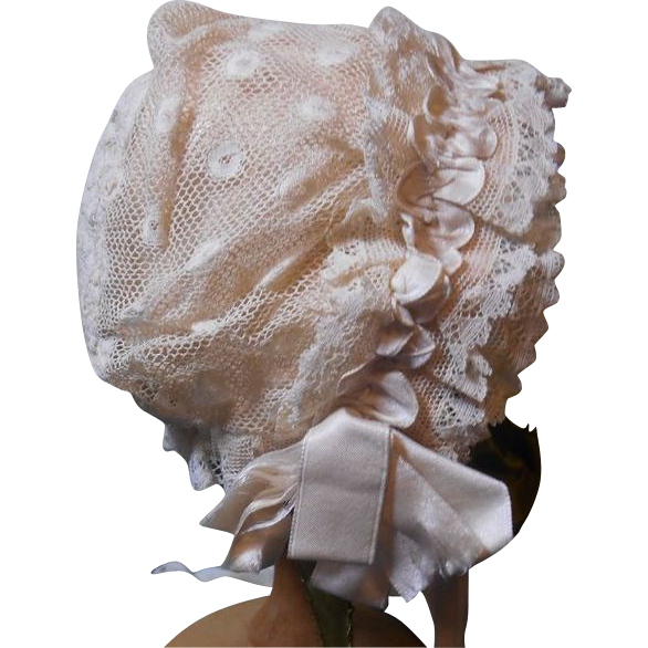 Frilly Antique Doll Bonnet! Frilly Antique Doll Bonnet!
