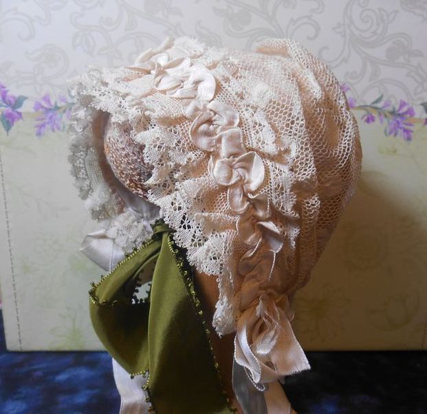 Frilly Antique Doll Bonnet! Frilly Antique Doll Bonnet!