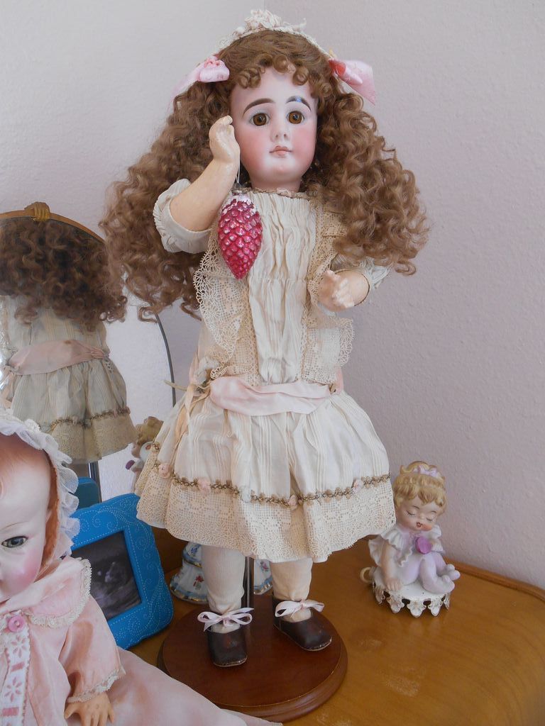 "Claudette", Outstanding ABG Antique Doll "Claudette", Outstanding ABG Antique Doll