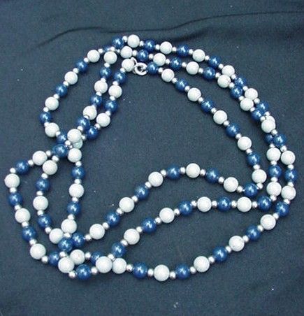 Two-Tone Blue Beaded Necklace with Silvertone Spacers Two-Tone Blue Beaded Necklace with Silvertone Spacers