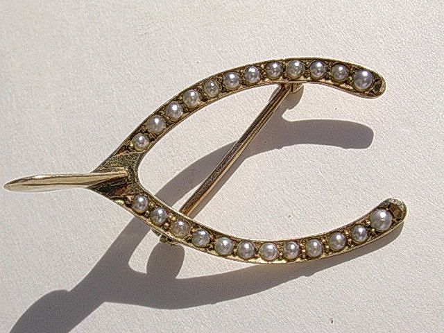 14kt Victorian Multi Seed Pearl Wishbone Brooch 14kt Victorian Multi Seed Pearl Wishbone Brooch