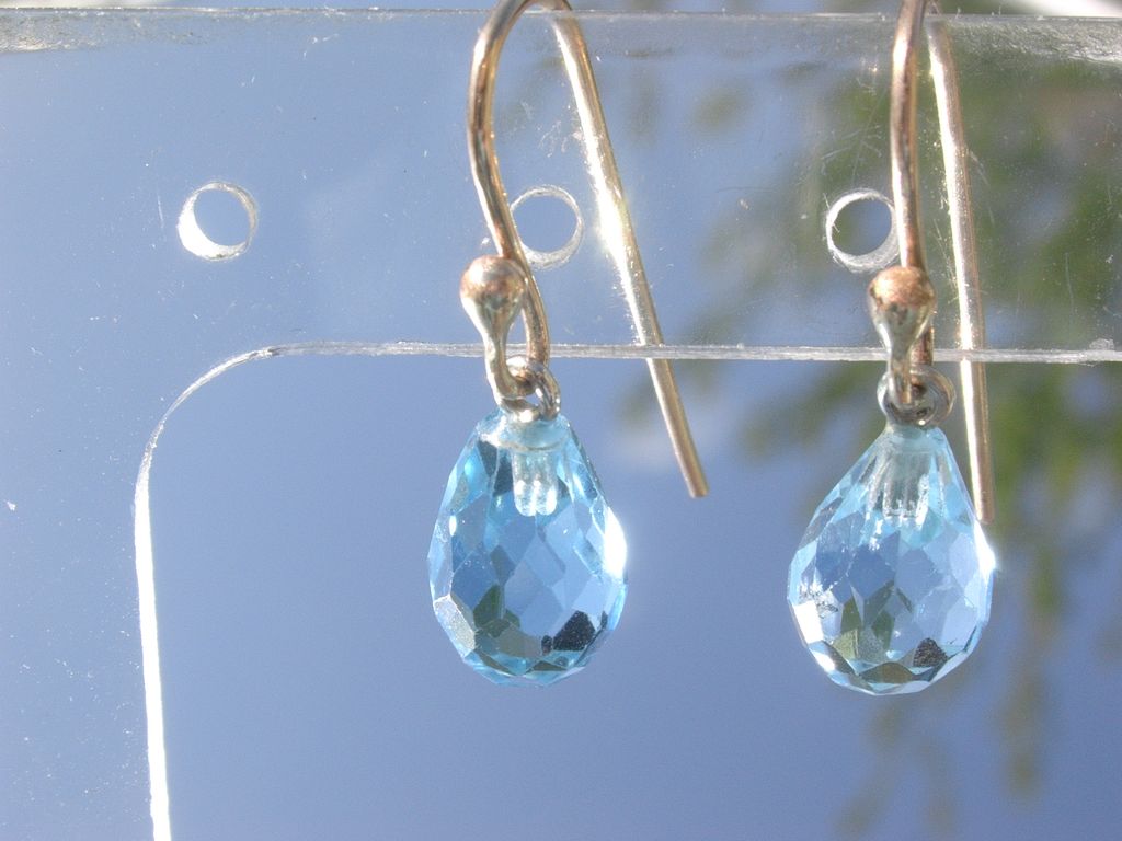 14kt Powder Blue Topaz Briolette Dangle Earrings 14kt Powder Blue Topaz Briolette Dangle Earrings