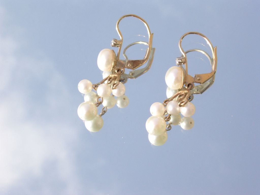 14kt Diamond Multi Pearl Dangle Earrings 14kt Diamond Multi Pearl Dangle Earrings