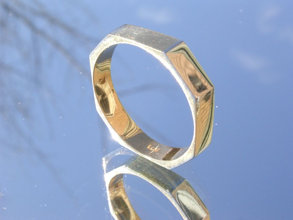 18kt Yellow/White Gold Vintage Octagon Shaped Band 18kt Yellow/White Gold Vintage Octagon Shaped Band