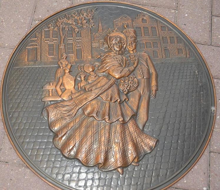 An Copper Decorative Wall Relief / Plate An Copper Decorative Wall Relief / Plate