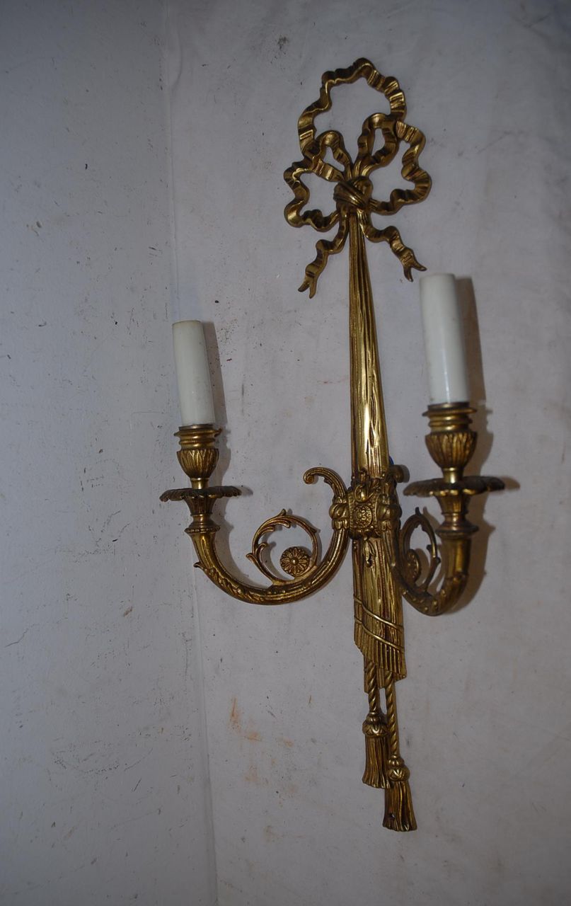 23" Large French Quality Bronze Wall Sconce 23" Large French Quality Bronze Wall Sconce