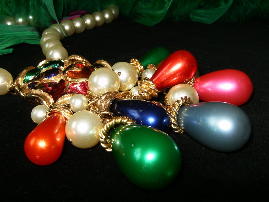 "JACKY DE G" FRANCE~Huge Massive Simulated Pearl/Rhinestone Runway Necklace "JACKY DE G" FRANCE~Huge Massive Simulated Pearl/Rhinestone Runway Necklace