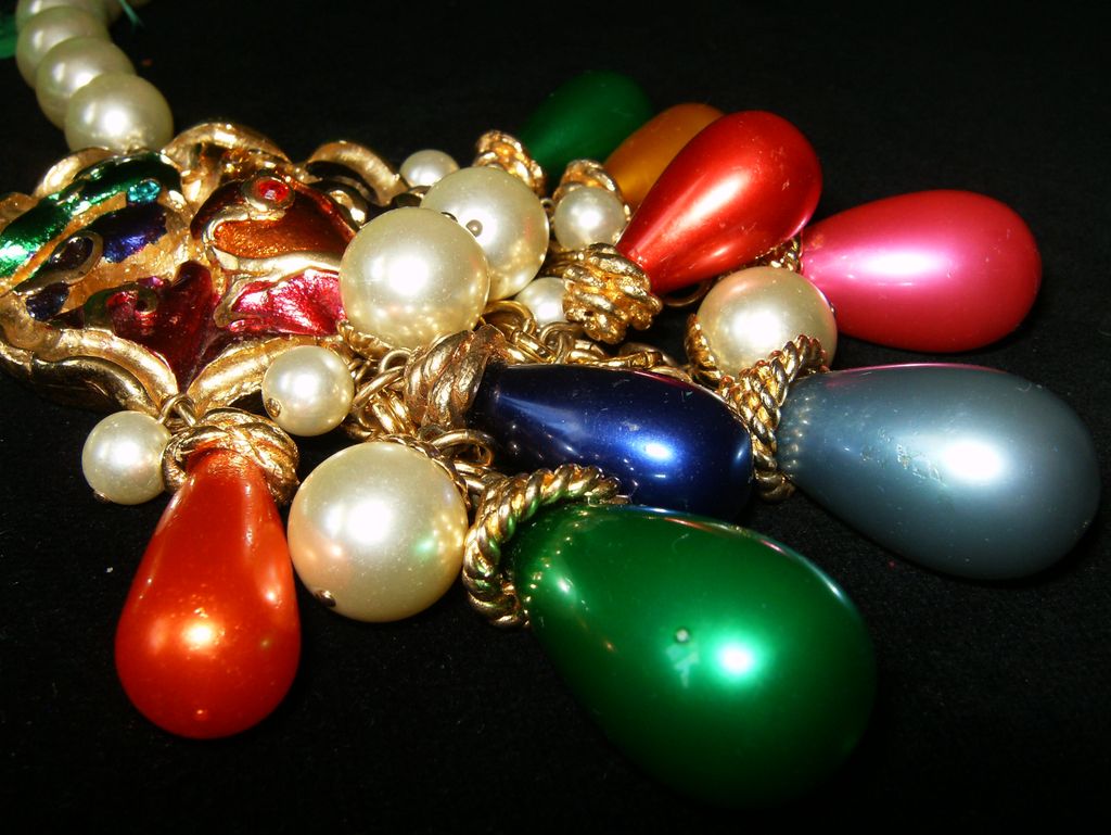 "JACKY DE G" FRANCE~Huge Massive Simulated Pearl/Rhinestone Runway Necklace "JACKY DE G" FRANCE~Huge Massive Simulated Pearl/Rhinestone Runway Necklace