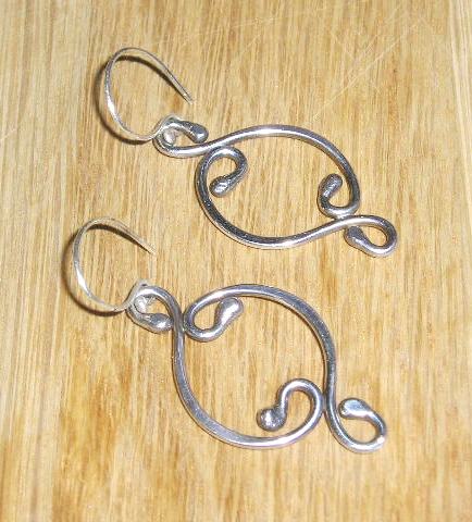 Sterling Silver Oval double Curl - Earrings Sterling Silver Oval double Curl - Earrings