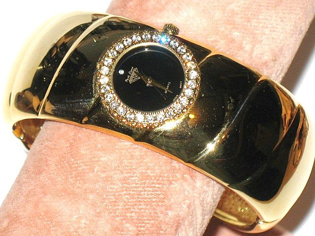 1970s Vintage Jewels By Park Lane Hinged Cuff Bangle Watch 1970s Vintage Jewels By Park Lane Hinged Cuff Bangle Watch