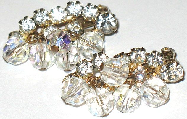 1950s Brilliant D&E Rhinestones with Dangling AB Beads Pin & Earrings Demi 1950s Brilliant D&E Rhinestones with Dangling AB Beads Pin & Earrings Demi