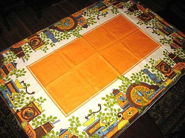 Retro 60s Tablecloth & Vera Hand Towels Linens Lot Retro 60s Tablecloth & Vera Hand Towels Linens Lot