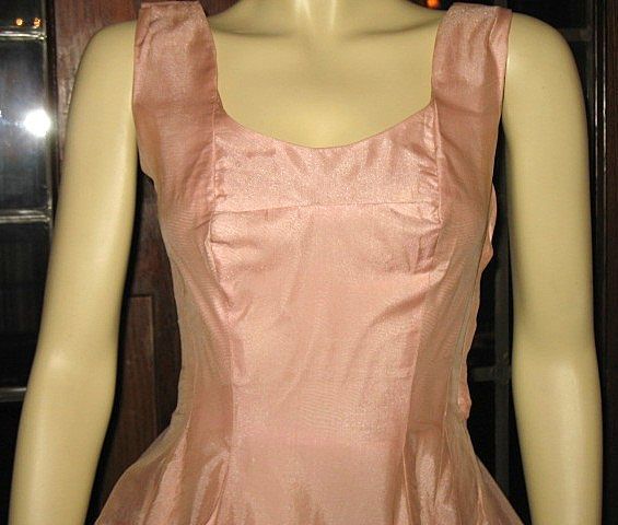 1950s Vintage Dress Coral Pink Organza Size XS 1950s Vintage Dress Coral Pink Organza Size XS