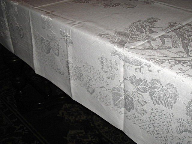 Vintage Damask Linens Lot Tablecloths & Napkins Vintage Damask Linens Lot Tablecloths & Napkins