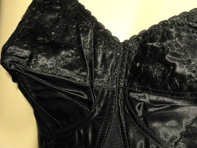 1950s Exquisite Form Brassiere Black Bullet or Torpedo Bra 34B 1950s Exquisite Form Brassiere Black Bullet or Torpedo Bra 34B