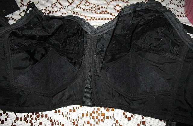 1950s Exquisite Form Brassiere Black Bullet or Torpedo Bra 34B 1950s Exquisite Form Brassiere Black Bullet or Torpedo Bra 34B