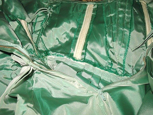 1950s Elegant Vintage Dress Jade Green Taffeta with Matching Bolero Jacket Size Small 1950s Elegant Vintage Dress Jade Green Taffeta with Matching Bolero Jacket Size Small