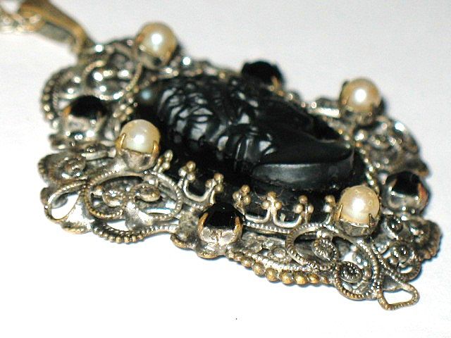 Victorian Jet & Black Glass Cameo & Simulated Pearls Pendant Necklace Victorian Jet & Black Glass Cameo & Simulated Pearls Pendant Necklace