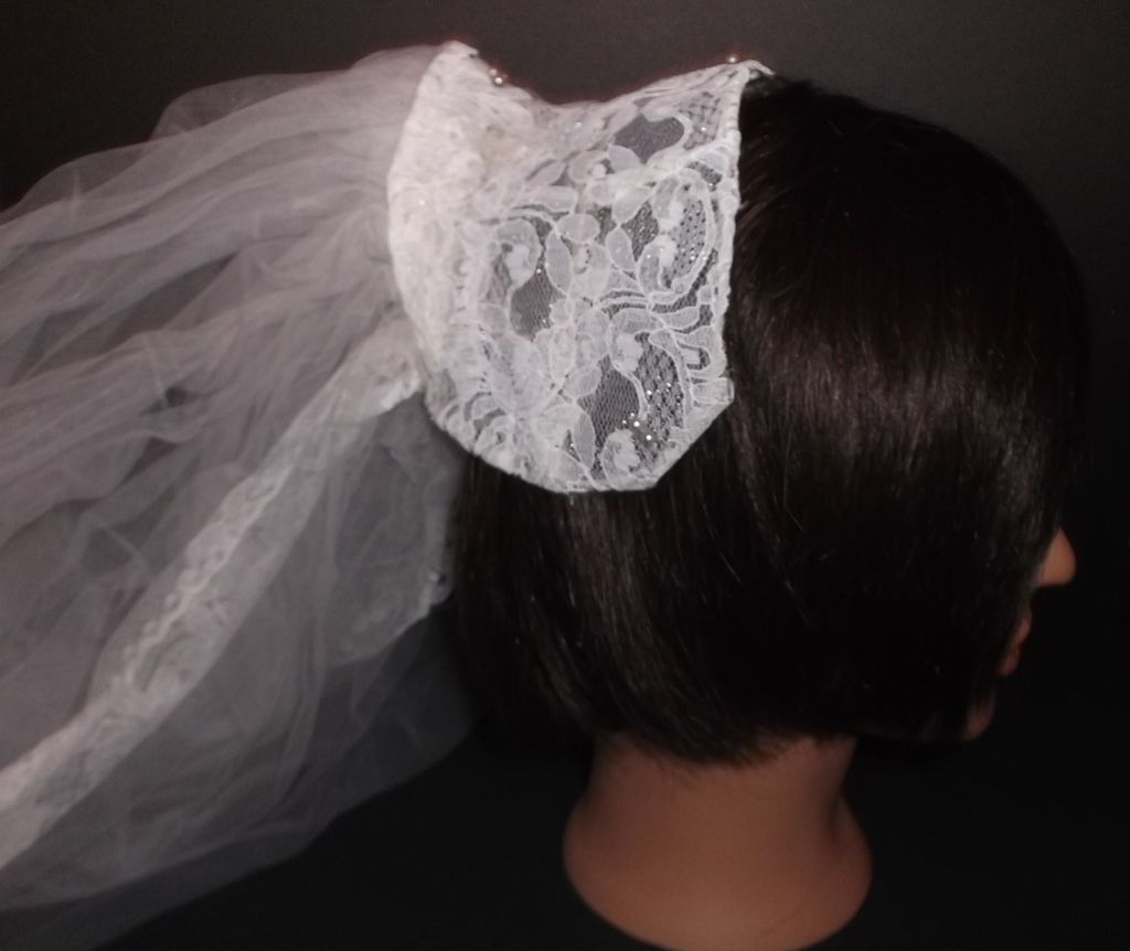 1950s Vintage Bridal Veil & Headpiece White Lace & Pearls New Old Stock 1950s Vintage Bridal Veil & Headpiece White Lace & Pearls New Old Stock