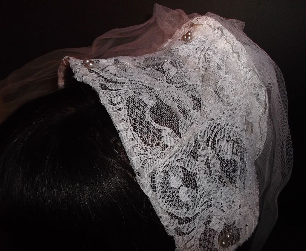 1950s Vintage Bridal Veil & Headpiece White Lace & Pearls New Old Stock 1950s Vintage Bridal Veil & Headpiece White Lace & Pearls New Old Stock