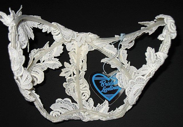 1960s Vintage Bridal Headpiece Off White Crochet Lace Juliet Cap New Old Stock 1960s Vintage Bridal Headpiece Off White Crochet Lace Juliet Cap New Old Stock