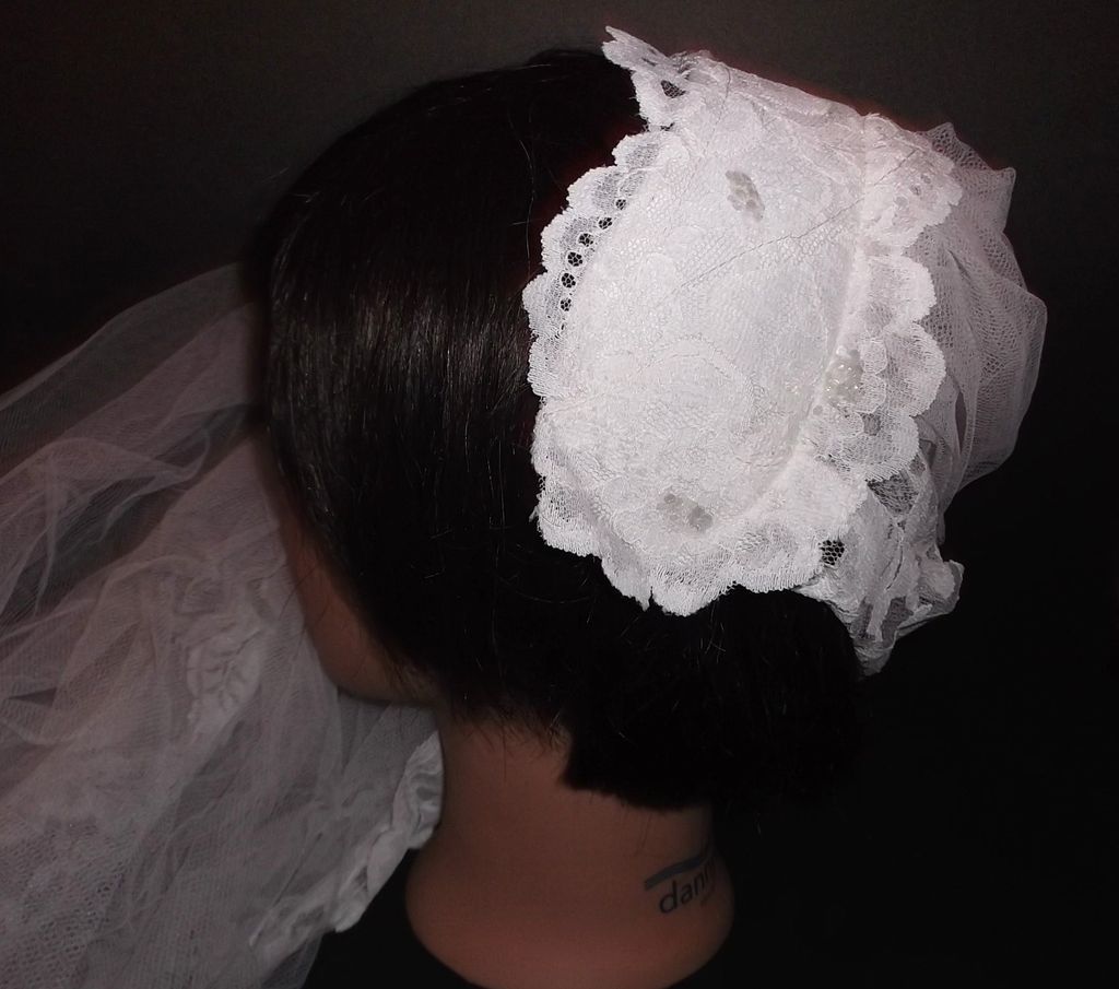 1950s Vintage Bridal Veil & Headpiece Juliet Cap Stunning White Chantilly Lace New Old Stock 1950s Vintage Bridal Veil & Headpiece Juliet Cap Stunning White Chantilly Lace New Old Stock