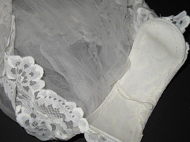 1950s Vintage Bridal Veil & Headpiece Juliet Cap Stunning White Chantilly Lace New Old Stock 1950s Vintage Bridal Veil & Headpiece Juliet Cap Stunning White Chantilly Lace New Old Stock