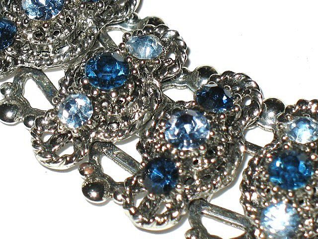 Vintage Costume Jewelry Bracelet Raised Blue Glass Stones Vintage Costume Jewelry Bracelet Raised Blue Glass Stones