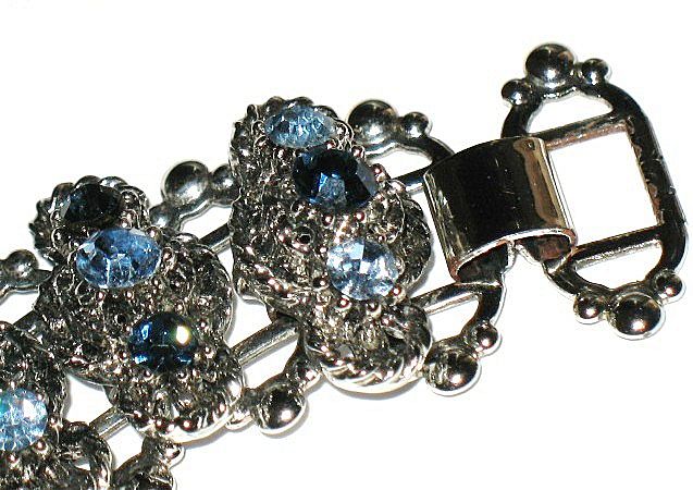 Vintage Costume Jewelry Bracelet Raised Blue Glass Stones Vintage Costume Jewelry Bracelet Raised Blue Glass Stones