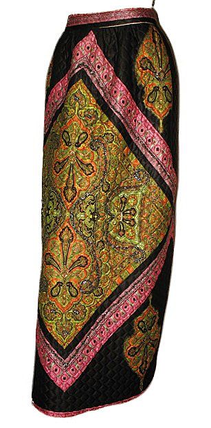 Vintage Hostess Wear Quilted & Sequined Lounging Skirt Size Small Vintage Hostess Wear Quilted & Sequined Lounging Skirt Size Small